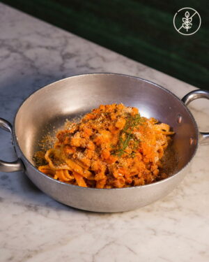 Pasta con ragù rosso di calamari